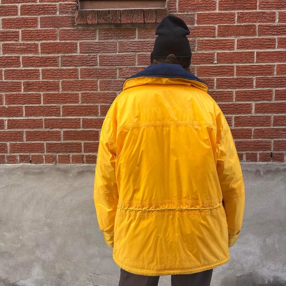 Louis Garneau Winter Jacket - Picture 5 of 7